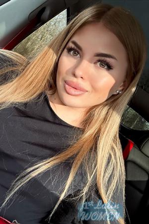 227045 - Valeriia Age: 23 - Ukraine