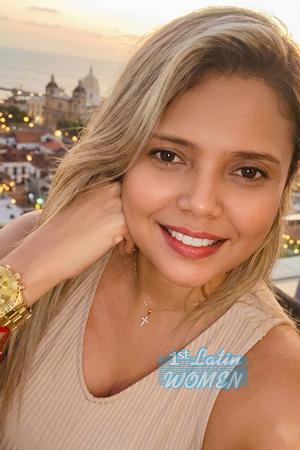 227511 - Tatiana Age: 37 - Colombia