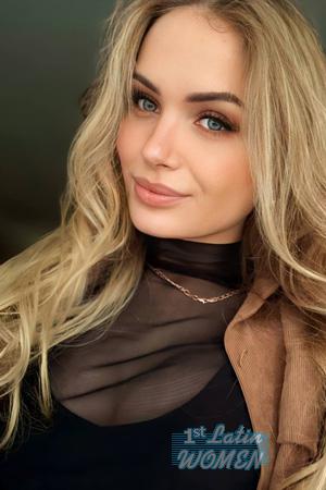 227728 - Anna Age: 19 - Ukraine