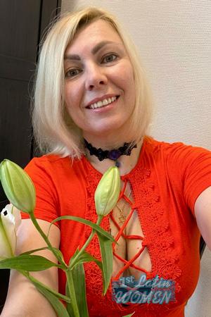 228207 - Olga Age: 49 - Ukraine