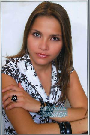 84883 - Diana Age: 24 - Colombia