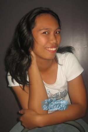 Philippines women