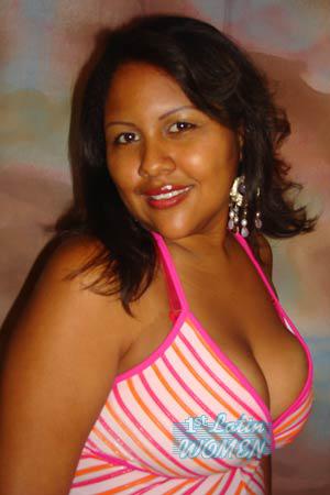 99140 - Liz Danny Age: 41 - Colombia